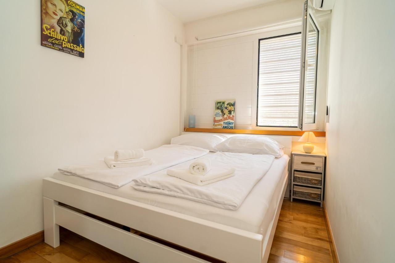 Apartment Cosmopolitan Zara Esterno foto